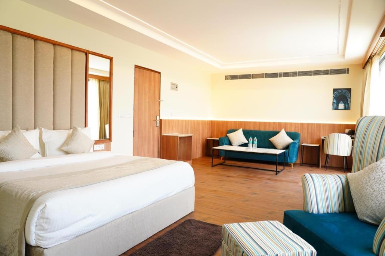 Cilantro Comfort Jaipur Extérieur photo