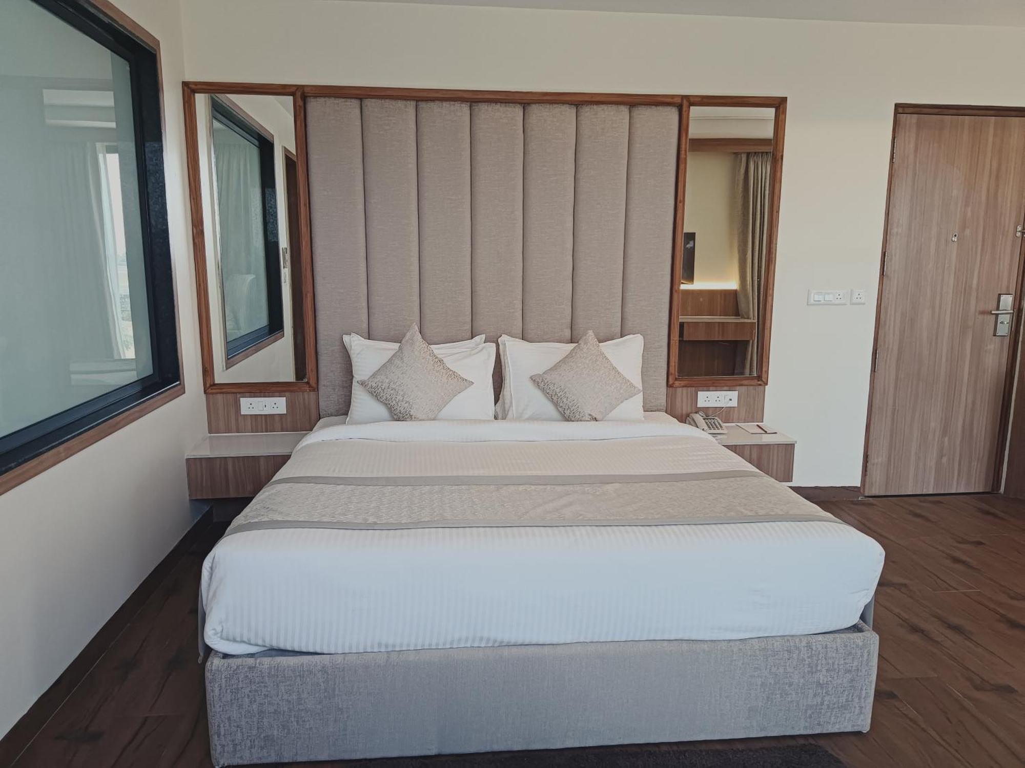 Cilantro Comfort Jaipur Extérieur photo