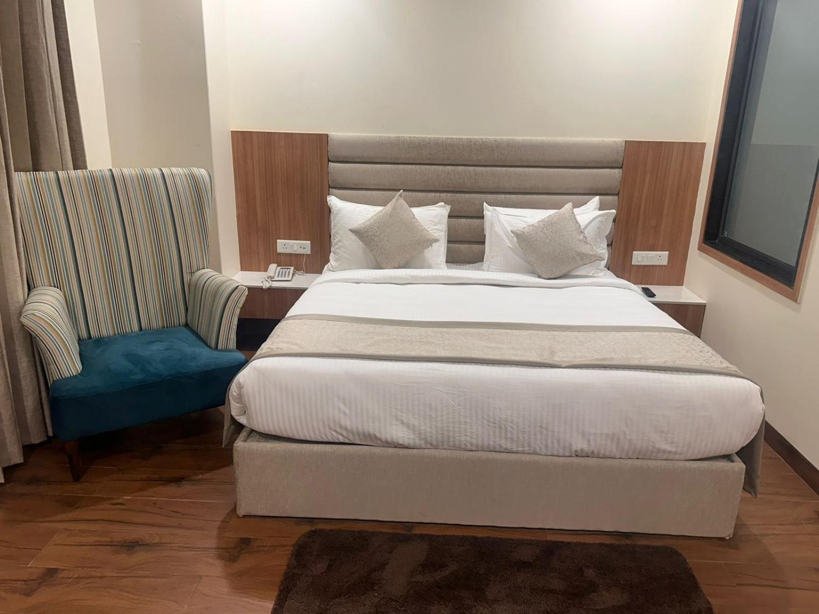 Cilantro Comfort Jaipur Extérieur photo